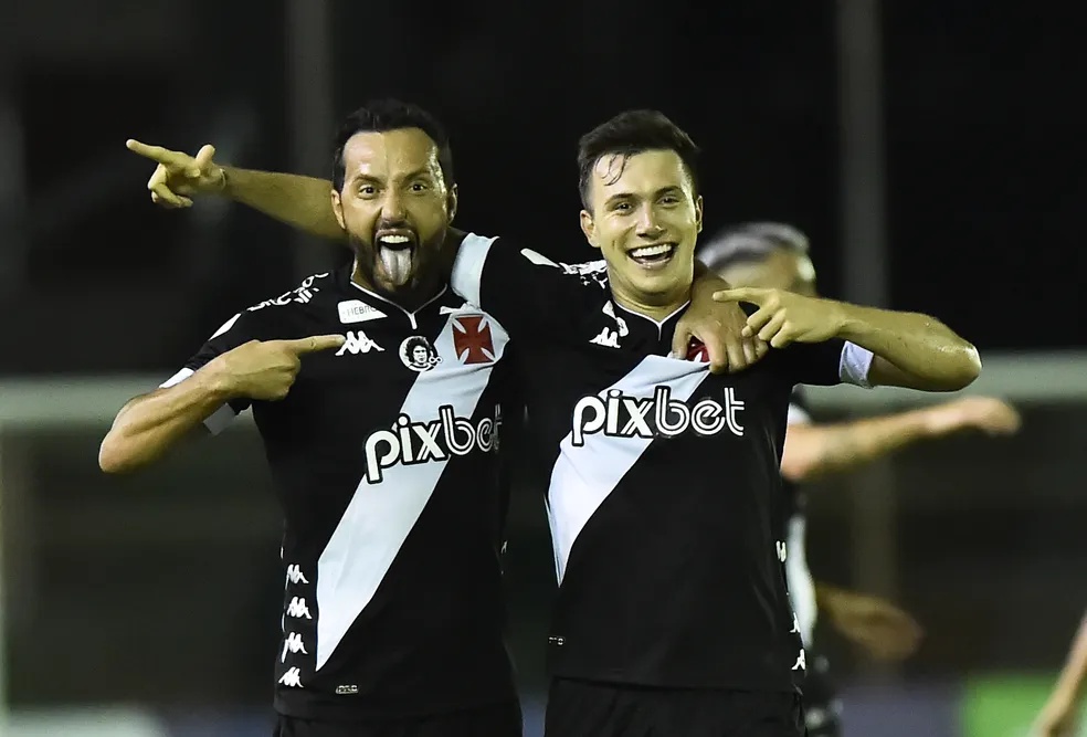 Análise: Vasco mostra variação contra Portuguesa, mas ainda está em fase de formação de identidade