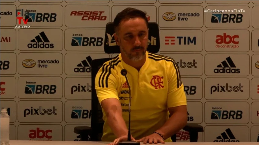 ESTREOU BEM:  Vítor Pereira confirma titulares na próxima rodada do Carioca e exalta torcida do Flamengo