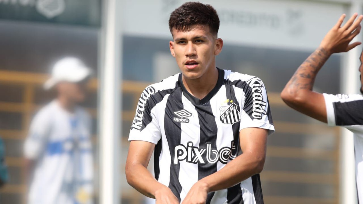 Santos vence o Água Santa no sufoco e se classifica na Copinha 2023
