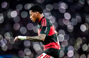 Gonzalo Plata enfrou no jogo contra o Santos aos 35 minutos do segundo tempo (Foto: Gilvan de Souza / Flamengo)