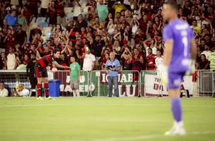 Pedro marca duas vezes no Fla-Flu. (Foto: Adriano Fontes / Flamengo)