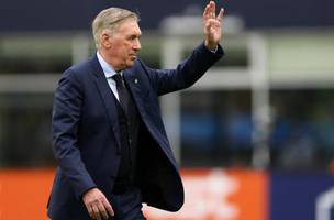 Carlo Ancelotti e o tecnico da selecao brasileira (Foto: Maddie Meyer / AFP)