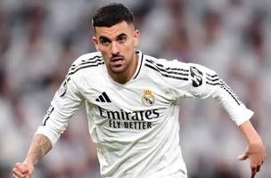 Jornal espanhol revela motivo que iniciou desentendimento entre meia do Real Madrid e Arbeloa (Foto: Reproducao / IconSport)