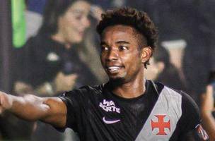 Thiago Mendes comemora gol pelo Vasco contra o Athletico-PR no Brasileirao (Foto: Matheus Lima / Vasco da Gama)