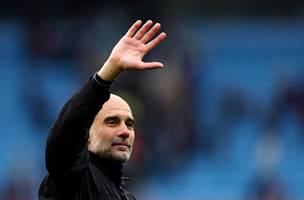 Pep Guardiola nao sera o tecnico da Italia. (Foto: REUTERS/Chris Radburn)